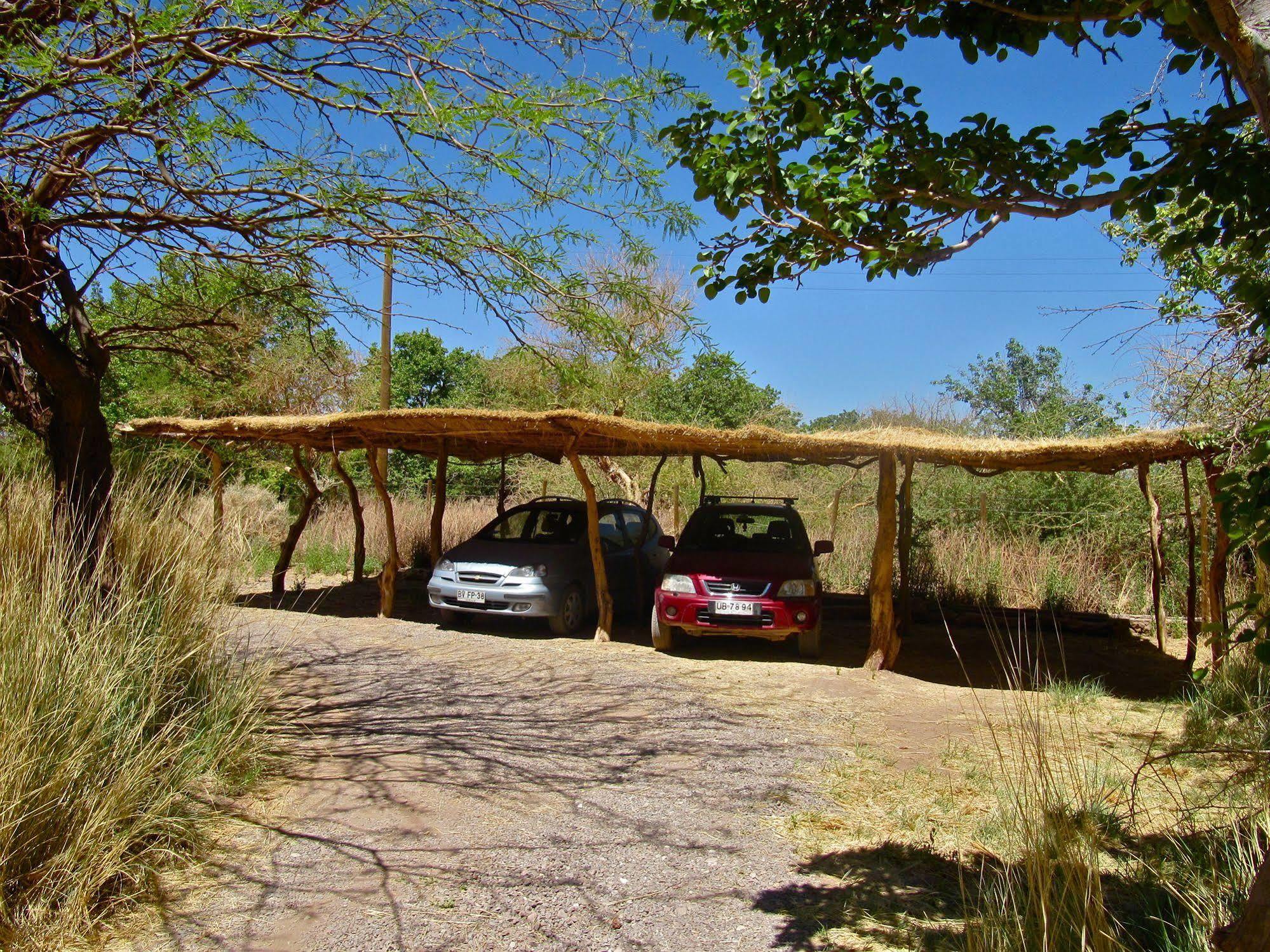 Rancho Quitapenas Bungalows Сан Педро де Атакама Екстериор снимка