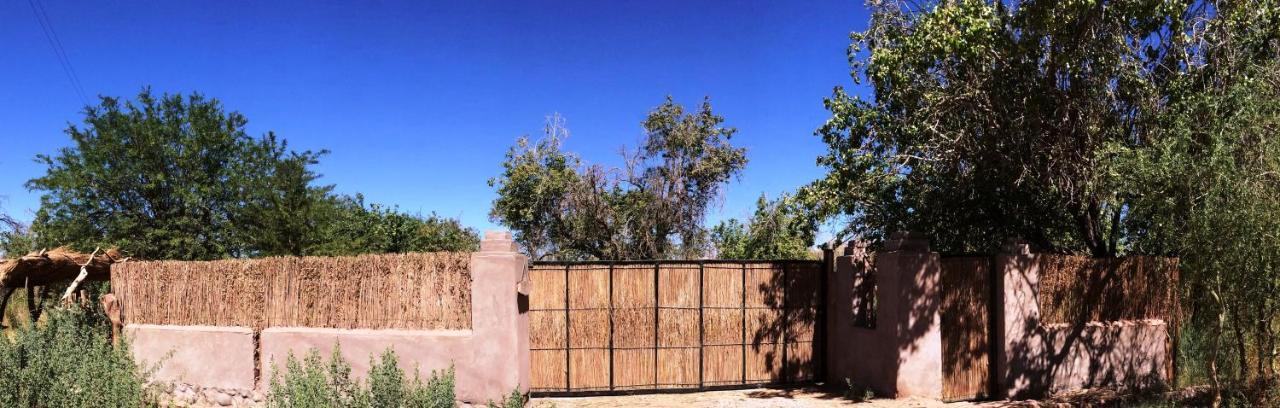 Rancho Quitapenas Bungalows Сан Педро де Атакама Екстериор снимка