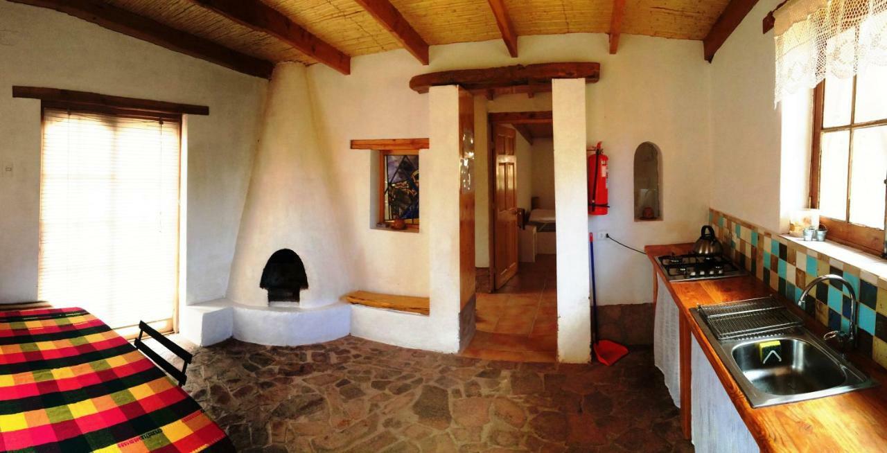 Rancho Quitapenas Bungalows Сан Педро де Атакама Екстериор снимка